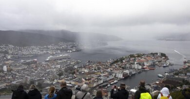 Udsigt fra Fløyen 320 meter over Bergen